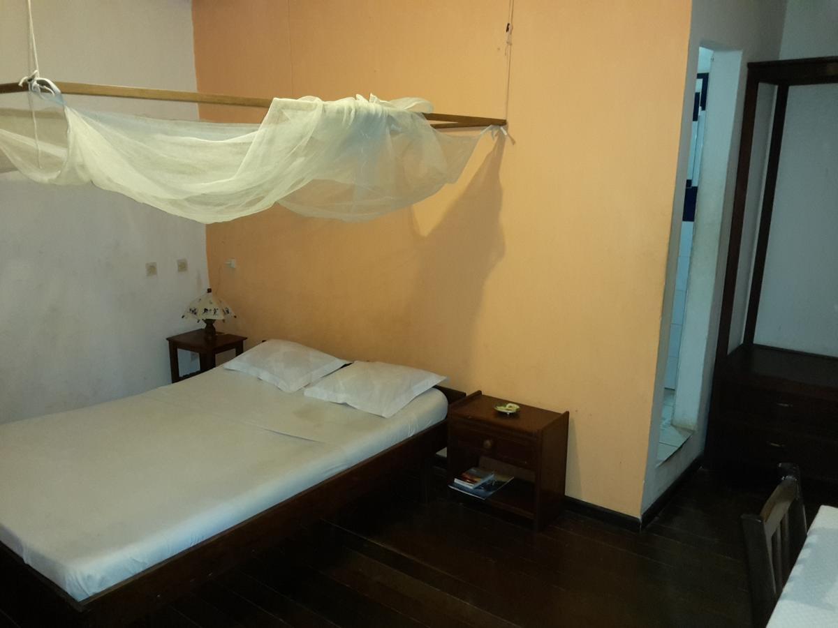 Hotel Valiha Antsiranana Екстериор снимка